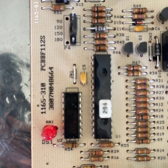Goodman PCBBF112 Furnace Control Circuit Board 1165-83-300A - Picture 4 of 6